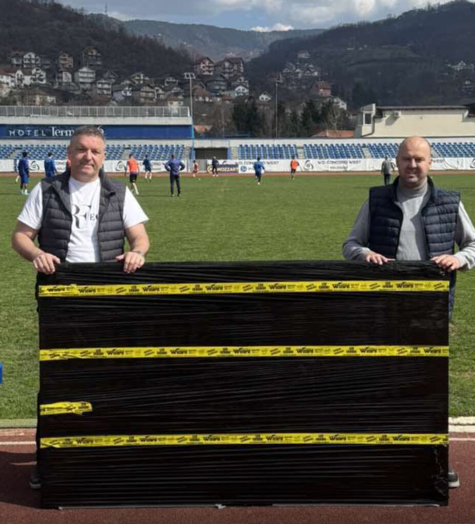 Priboj-927x1024.jpg
