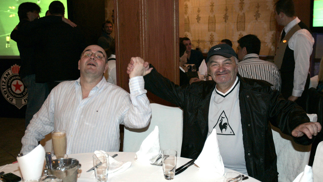 DULE-I-MISA-TUMBAS.jpg